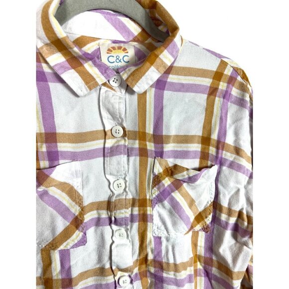 C&C California cropped button up top - Picture 2 of 9